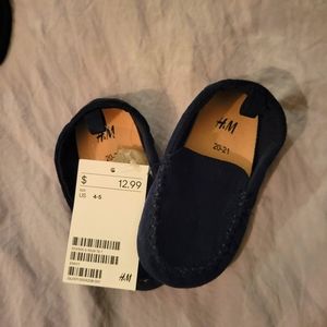 BNWT! H&M baby boy driving mocs!